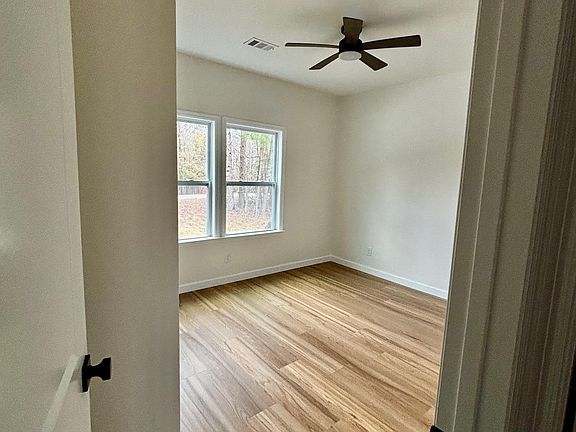 5th image of 116 Valley View Dr