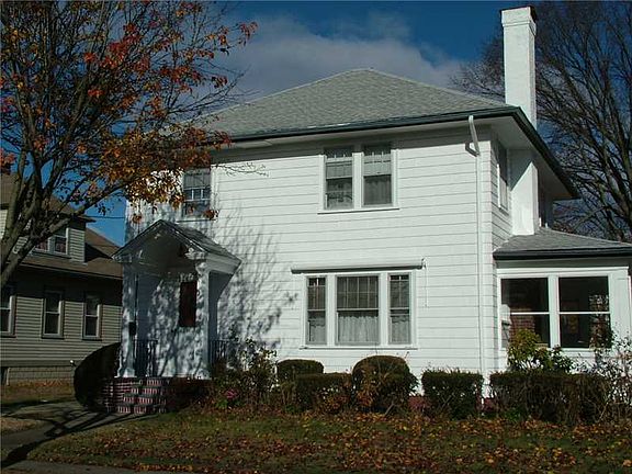 3rd image of 43 Oakland Ave