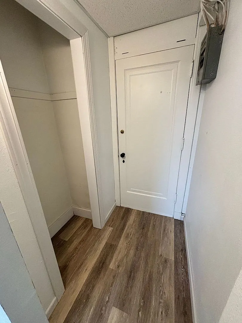 310 W Wisconsin Ave — Photo 3