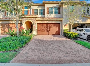 136 SW 127th Ter, Fort Lauderdale, FL 33325