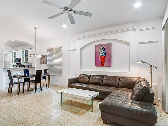 5th image of 7272 Cataluna Cir
