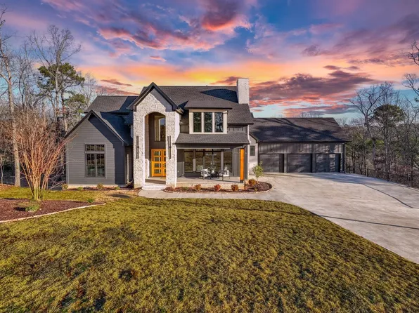 2 Beau Rivage Ct, Little Rock, AR 72212