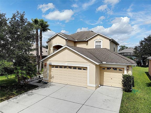 3rd image of 17819 Golden Leaf Ln