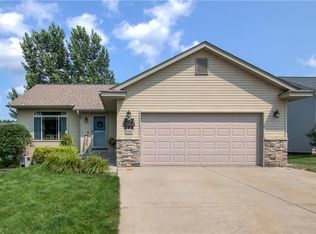 1925 Sloan St, Eau Claire, WI 54703