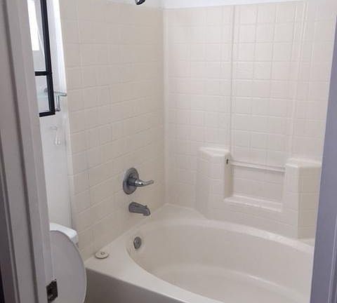 4th image of 188 River Rock Ct #188