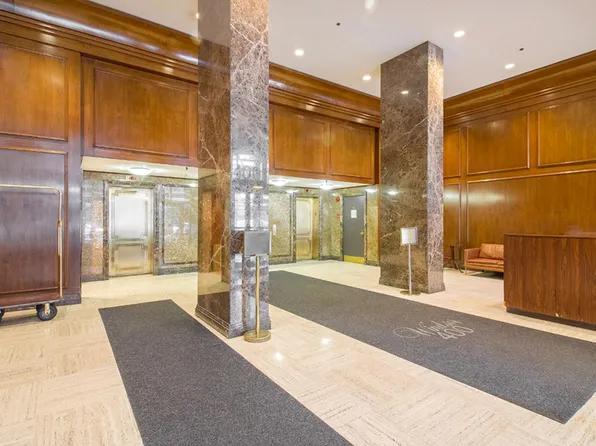 400 East 71st Street image 9 of 10