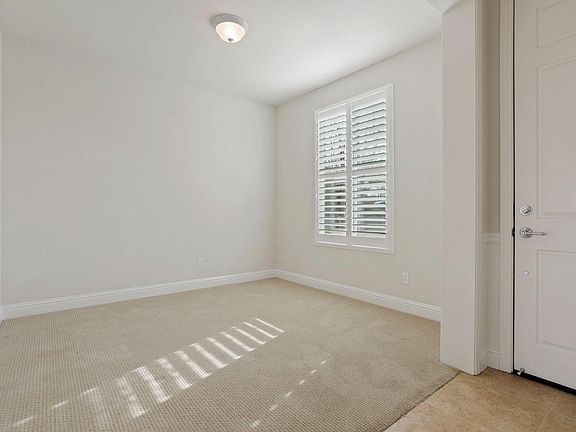 4th image of 2555 Dutchwood Ln
