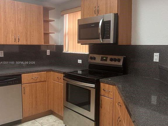 2nd image of 760 SW 6th Ct