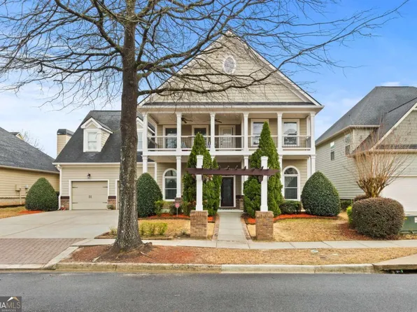 654 Crystal Cove Ct, Loganville, GA 30052