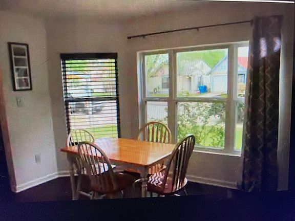 3rd image of 4822 Cobb Valley Dr