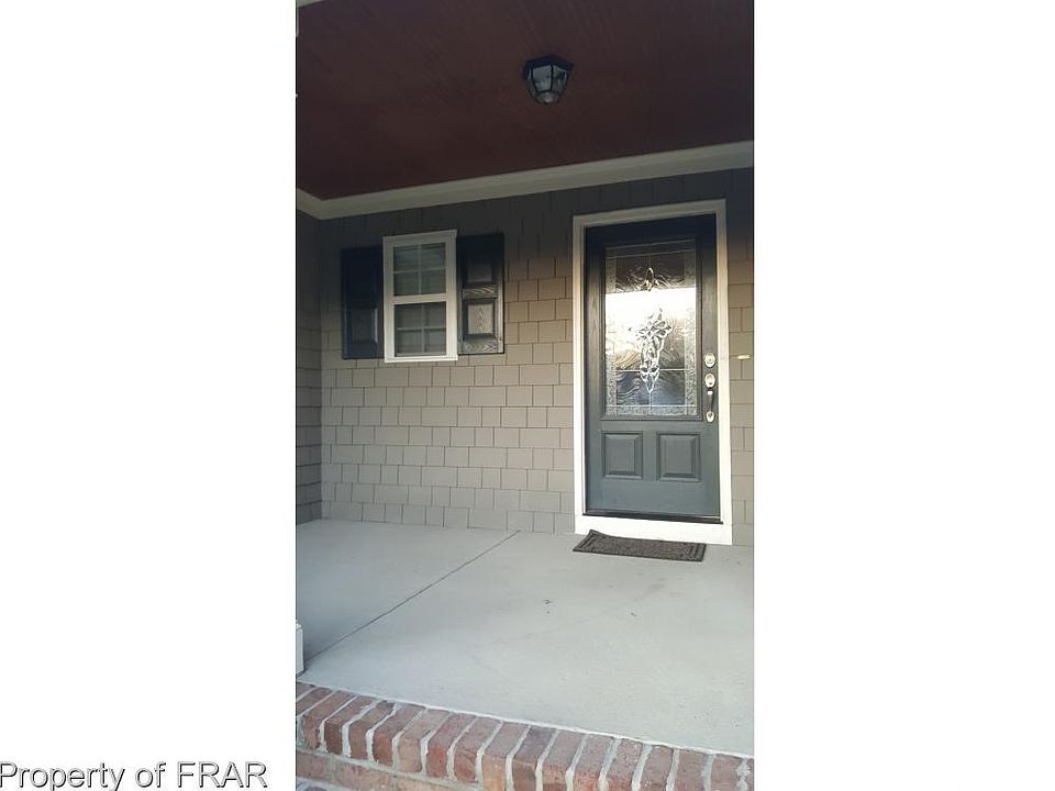 2nd image of 31 Weeping Pine Ct