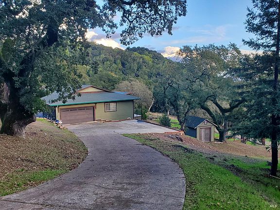 5th image of 3778 Burke Place