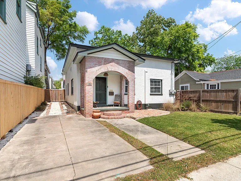 20 Reid St #A — Photo 4