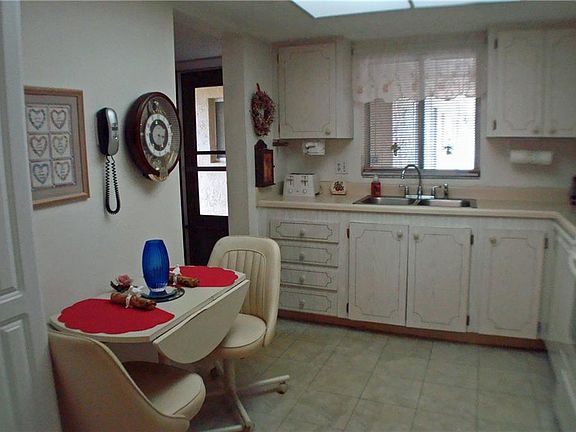 5th image of 3567 Lake Bayshore Dr #J208