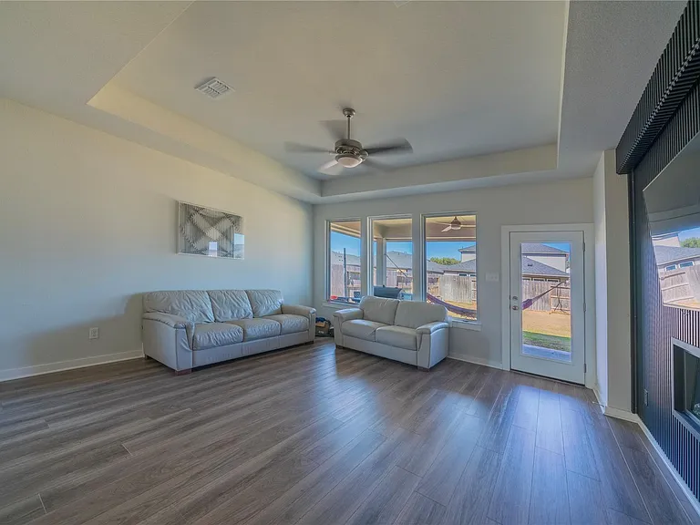 21802 Blue Daisy Ct — Photo 14