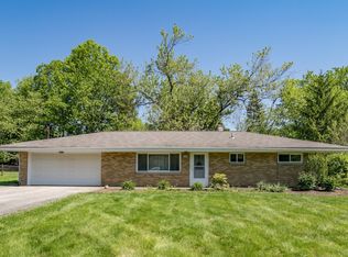 1497 Meadowlawn Dr, Macedonia, OH 44056