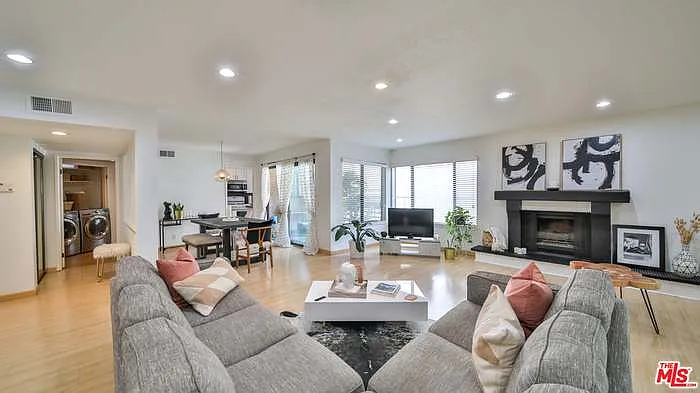 4675 Willis Ave #105 — Photo 8