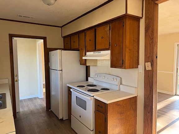 4th image of 2901 Remington Ave