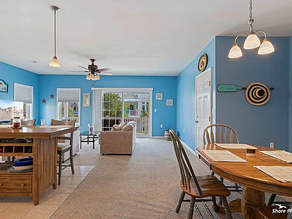 5th image of 214 E Poplar Ave #100