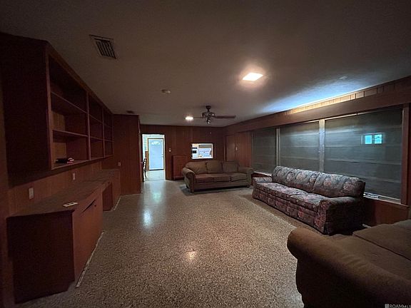 4th image of 5765 Kleinpeter Rd