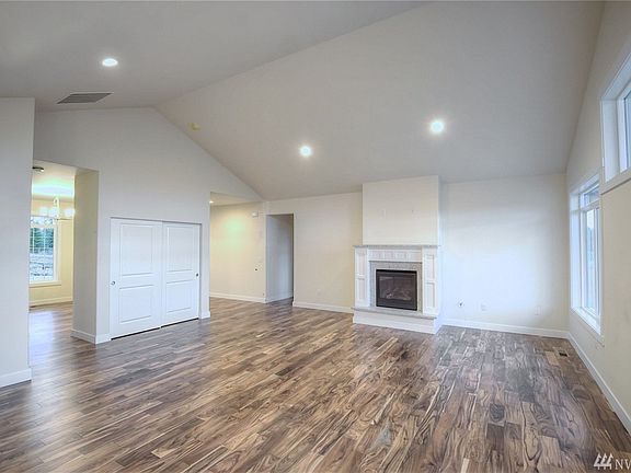 4th image of 12037 Maxvale Hill Ct SE