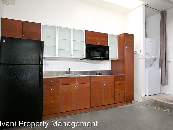 5th image of 2604 B St APT 01