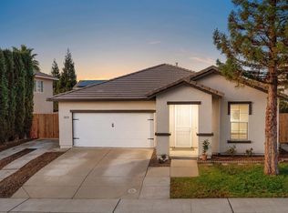3821 Sierra Gold Dr, Antelope, CA