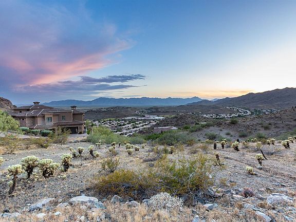 3rd image of 1682 E Desert Willow Dr