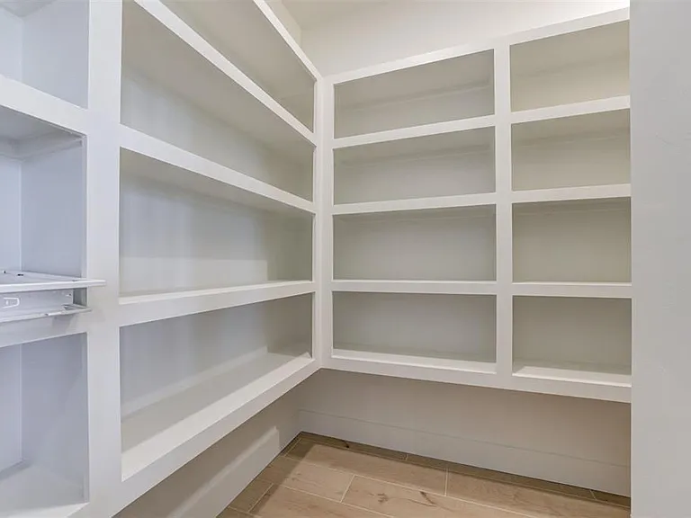 3252 Mission Hill Dr — Photo 5