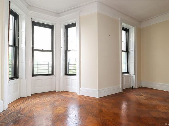 3rd image of 314 W 102nd St