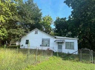 1301 Helberg Ln, Ozark, AR 72949