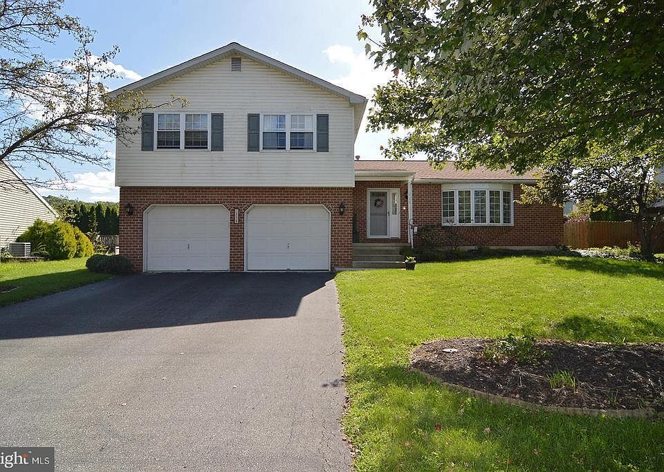1st image of 115 Slater Dr