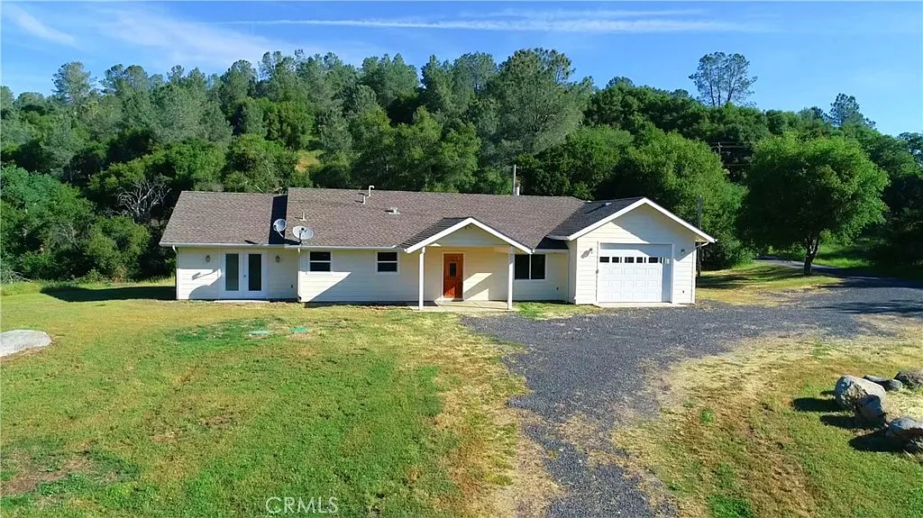 5450 Darrah Rd photo 1