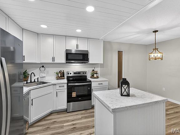 5th image of 1400 Heritage Lndg APT 203