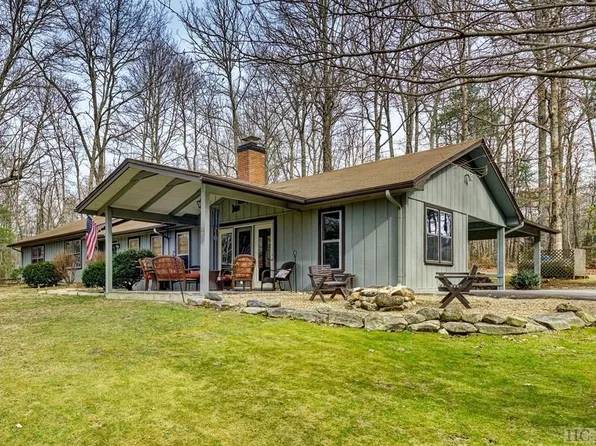 11 Asbury Woods, Cashiers, NC 28717