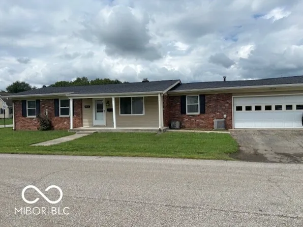 902 24th St, Columbus, IN 47201