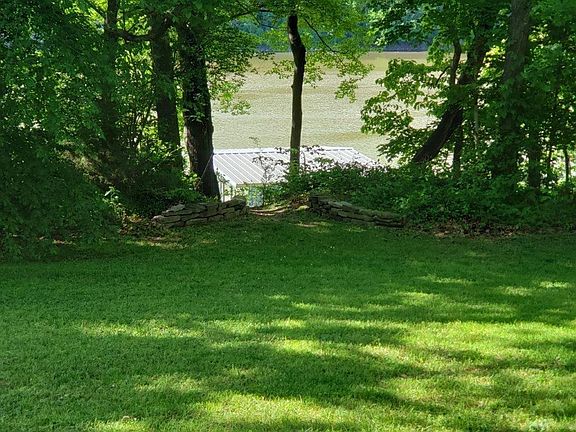 5th image of 20881 Lakeshore Dr #1063