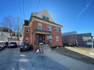 8 Lake St APT 7, Webster, MA 01570