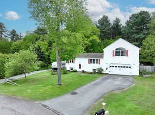 81 Meadow Rd, Milton, VT 05468