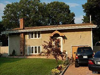 5th image of 11 Scotch Pine Dr