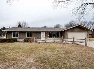 18170 W Michaels Rd, New Berlin, WI 53146