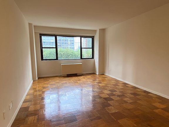 4th image of 300 W 55th St APT 8k