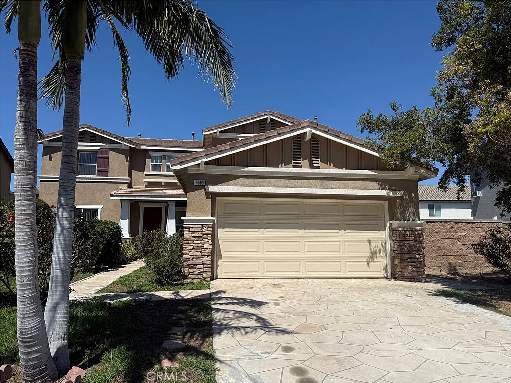 4 bed, 2.5 bath, 3036 sqft, $3,980 — Photo 2