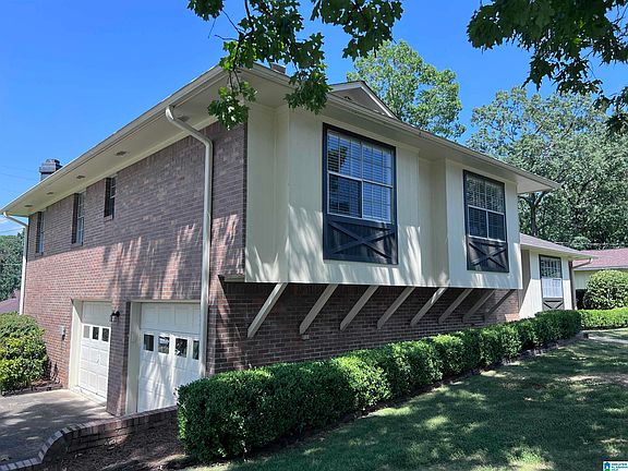 3rd image of 1895 Tall Timbers Cir
