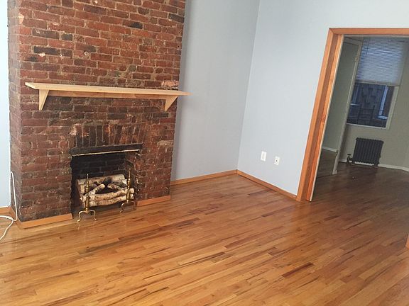 5th image of 281 Nassau Ave APT 3