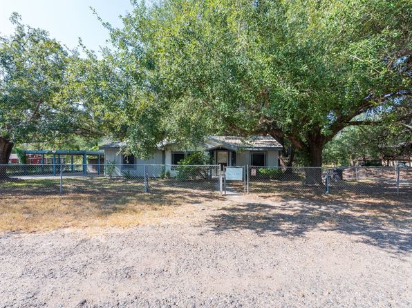 109 Shadywood Dr, Sandia, TX 78383