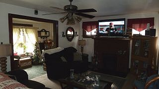 5th image of 215 Isabelle St