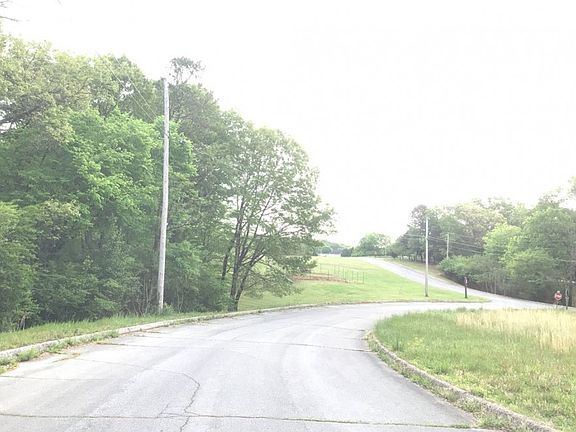 4th image of 541 Westshore Dr