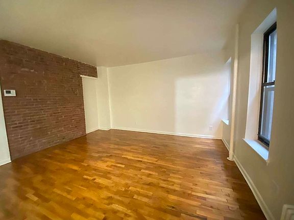 2nd image of 226 E 29th St #45