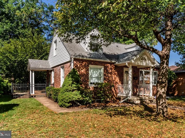 653 Briarcliff Rd, Middletown, PA 17057